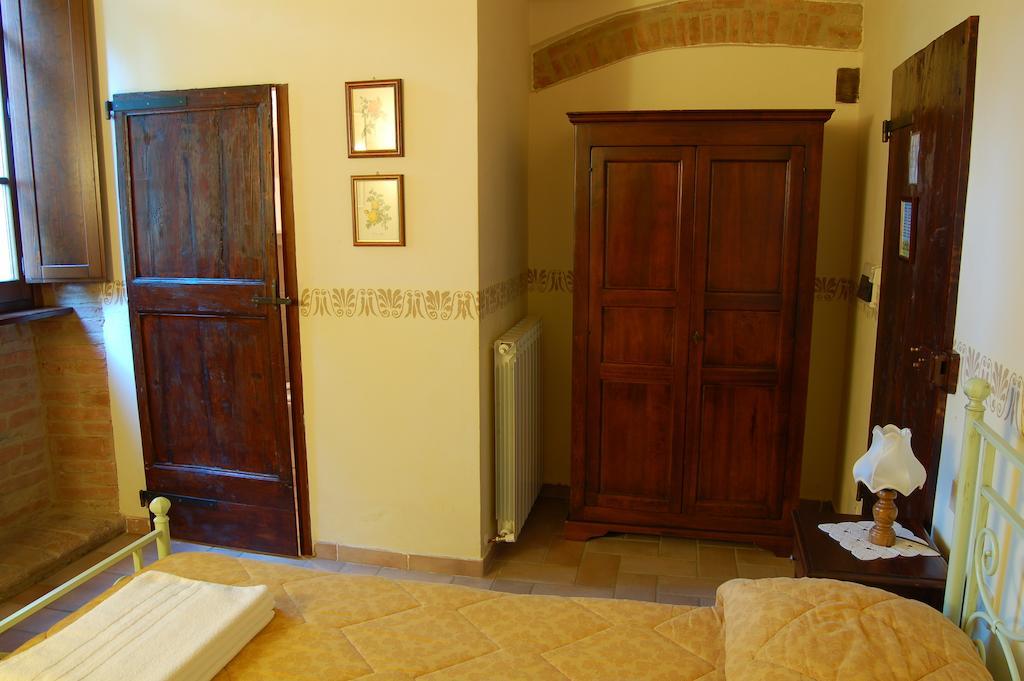 Agriturismo Casale Dei Frontini San Terenziano Dış mekan fotoğraf