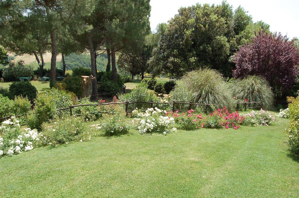Agriturismo Casale Dei Frontini San Terenziano Dış mekan fotoğraf