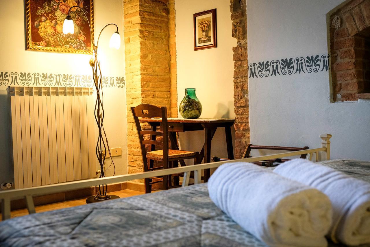 Agriturismo Casale Dei Frontini San Terenziano Dış mekan fotoğraf