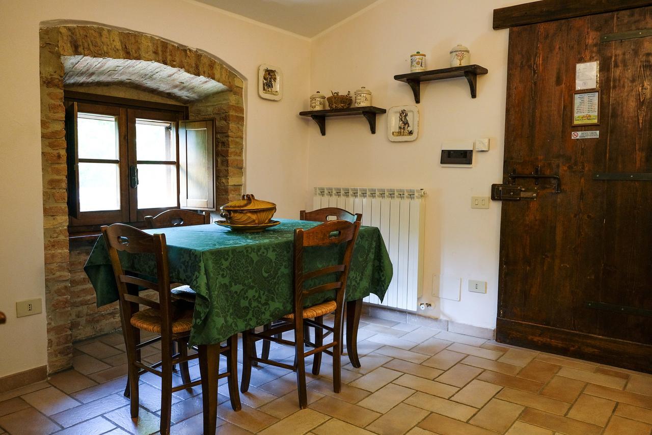Agriturismo Casale Dei Frontini San Terenziano Dış mekan fotoğraf