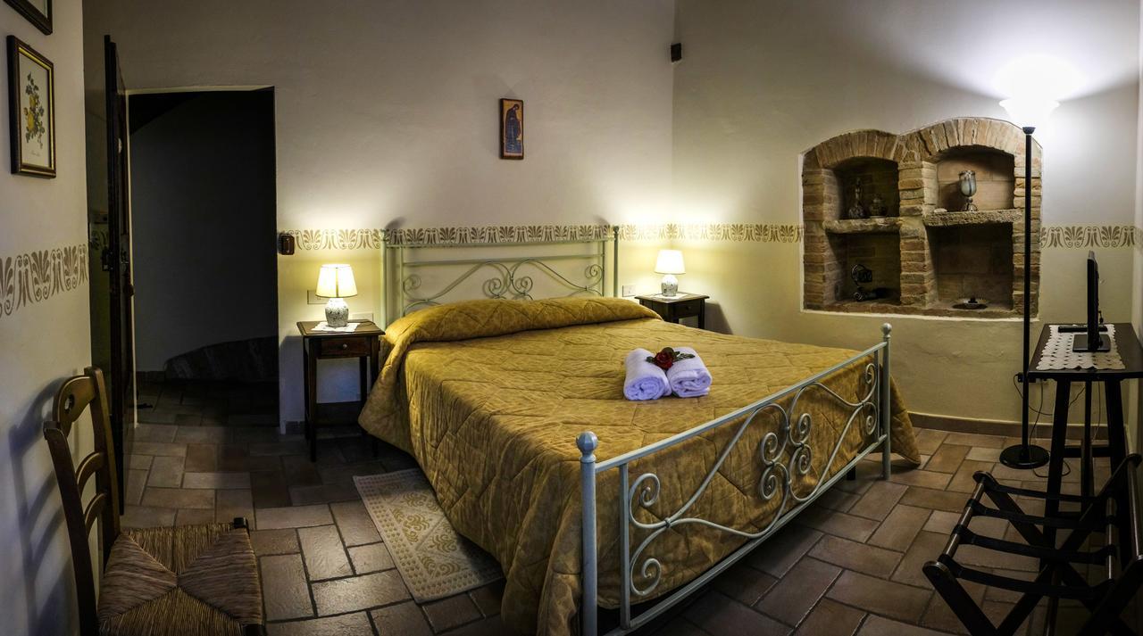 Agriturismo Casale Dei Frontini San Terenziano Dış mekan fotoğraf