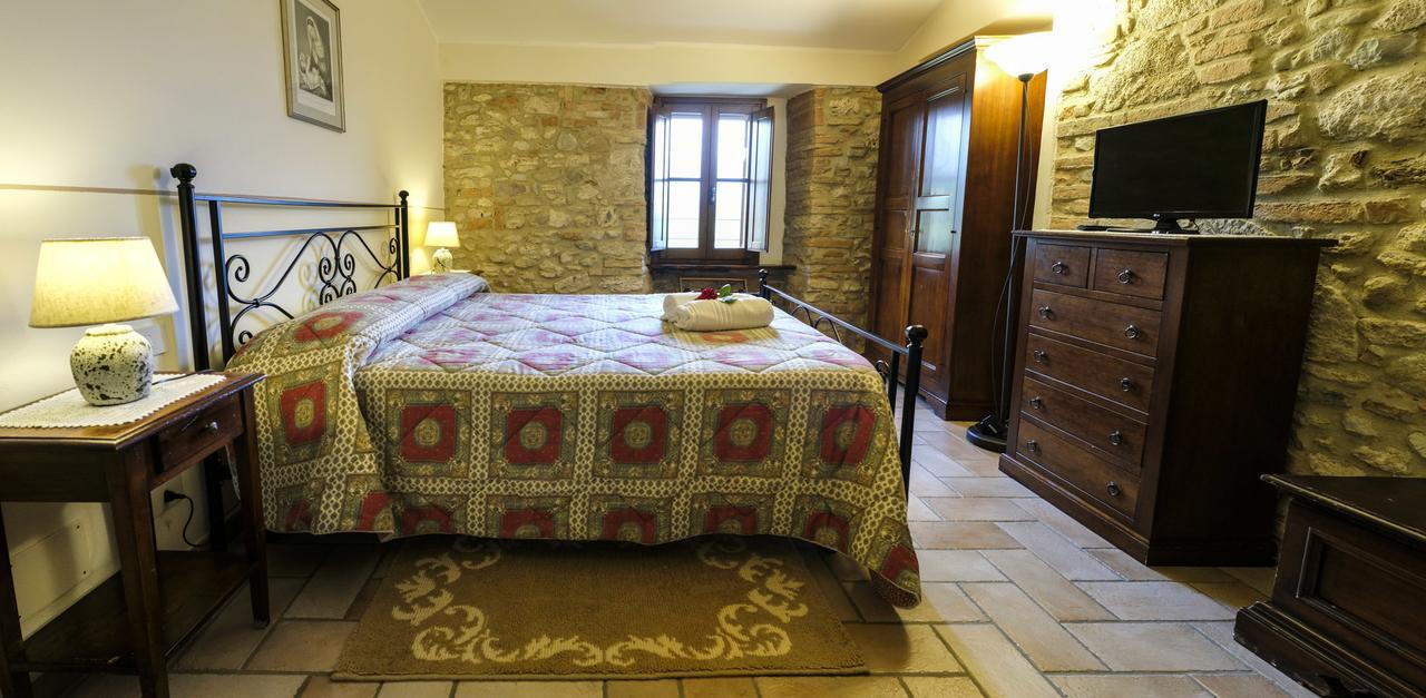 Agriturismo Casale Dei Frontini San Terenziano Dış mekan fotoğraf