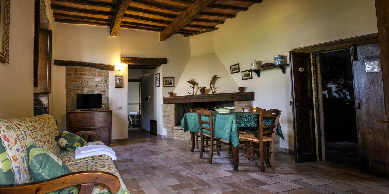 Agriturismo Casale Dei Frontini San Terenziano Dış mekan fotoğraf